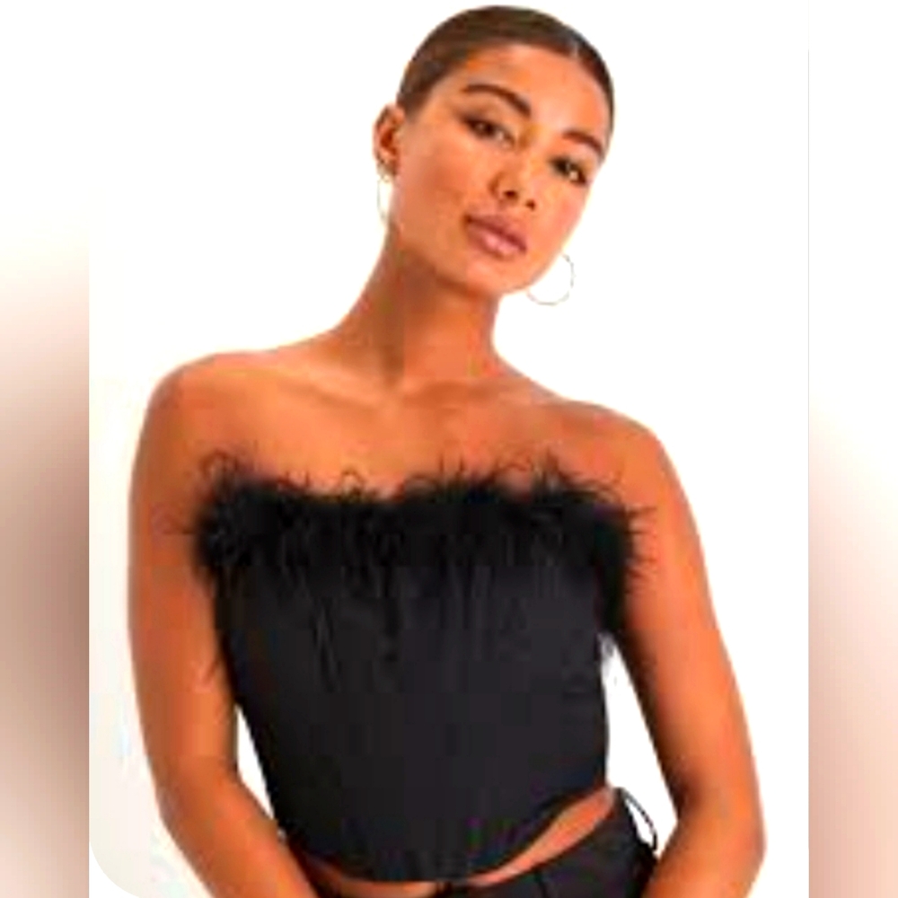 NWT Lulu's Suave style black strapless feather bustier size medium